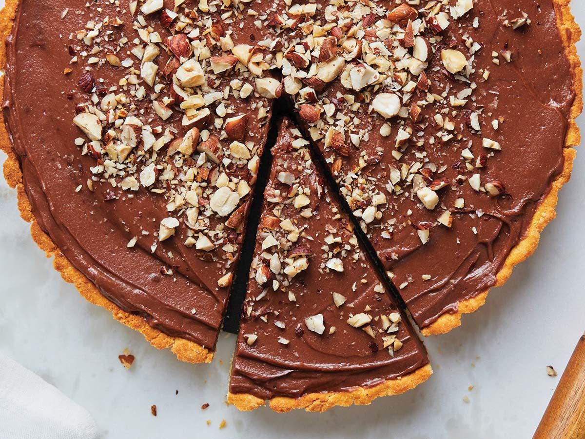 Nutella And Nuts Pie