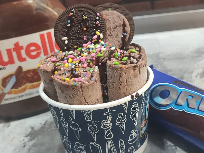 Nutella Oreo ice cream roll