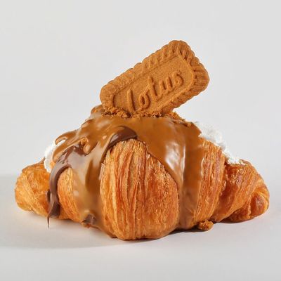 Lotus croissant