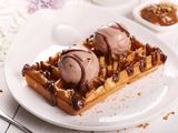 Nutella melted waffle