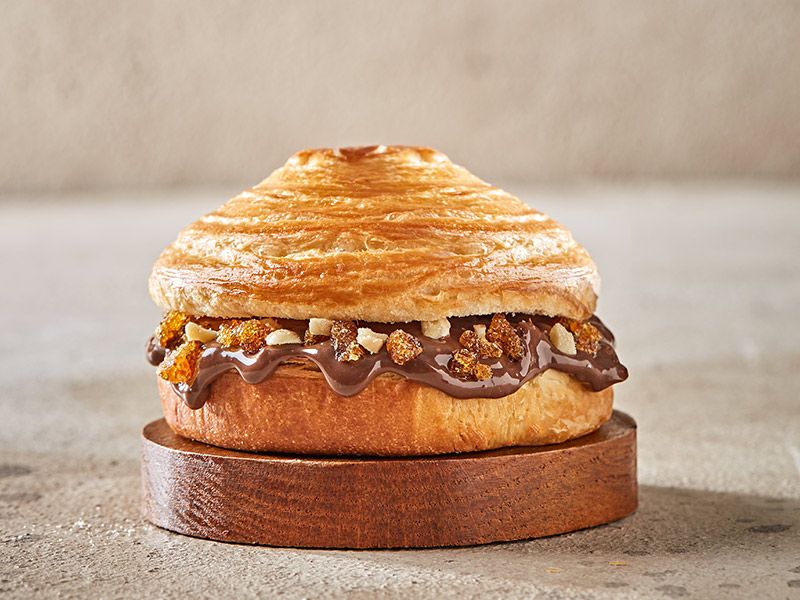 Nutella Chocolate With Croquant And Hazelnut Bun Croissant
