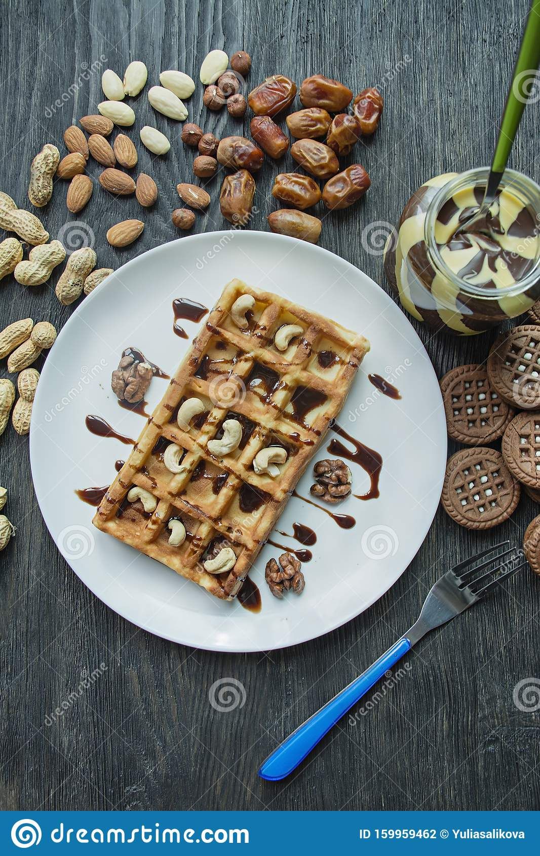 Nuts Waffle