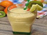 Oat With Pineapple And Avocado Juice