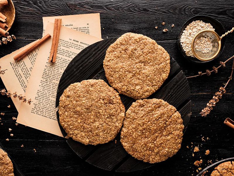 Oats And Cinnamon Cookie