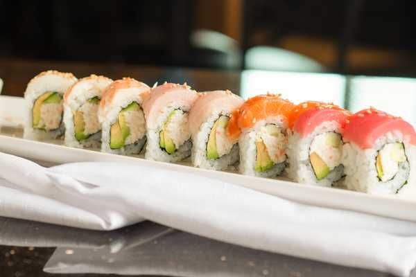 Oishii Shrimp Roll