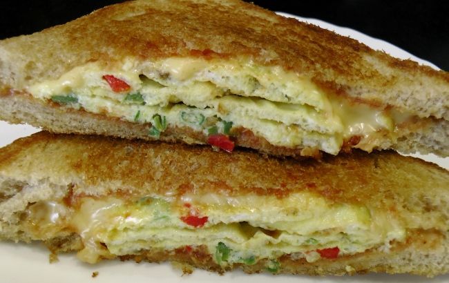 Omelette Sandwich