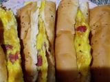 Omelette With Cheddar Cheese And Pastrami Sandwich