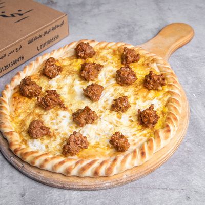 Omelette with sausage Manousheh