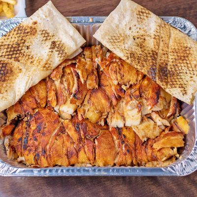 One kilo of chicken shawarma