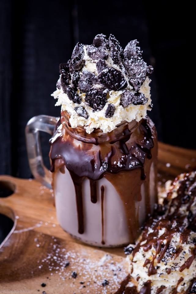 Oreo Madness Chocolate Milkshake