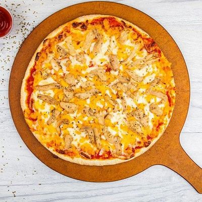 Eastern Chicken Pizza