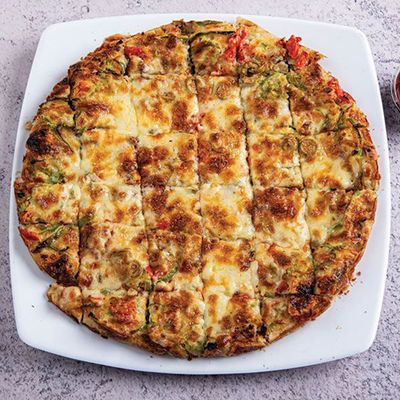 Oriental Minced Meat Pizza