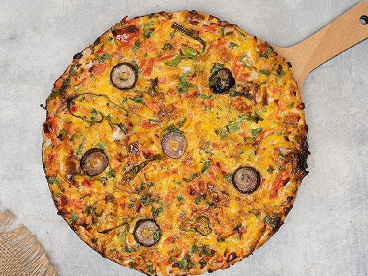 Oriental Salami Pizza
