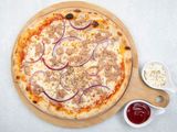 Oriental tuna pizza