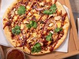 Oriental chicken pizza