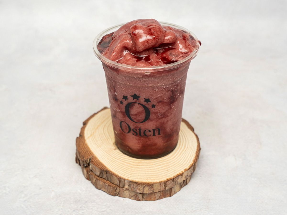 berries milkshake