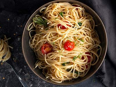 Garlic With Olive Oil Pasta