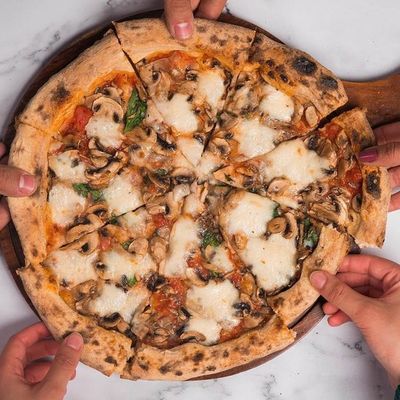 Charwood’S Pizza