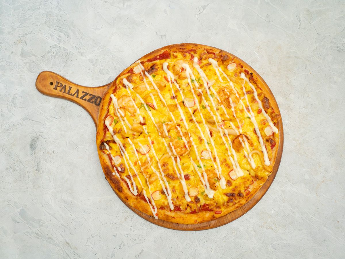 Seafood Pizza