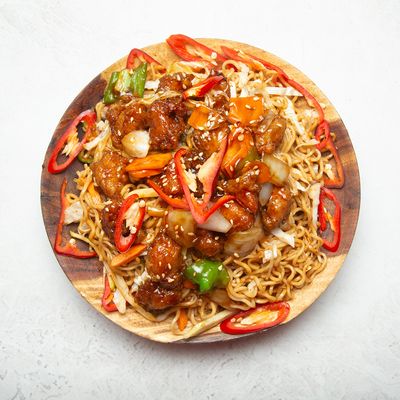 Spicy Ramen Noodles With Chicken Box