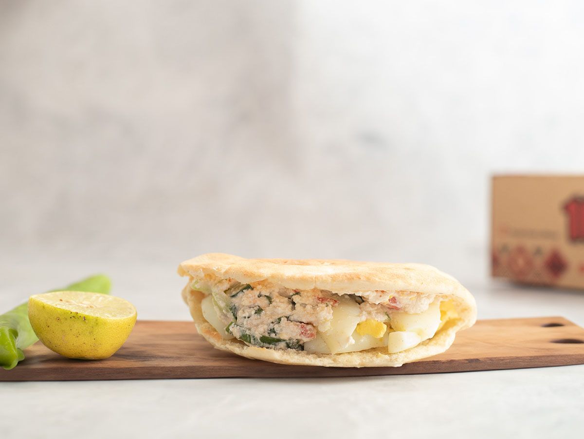 Eggs With Tomato Cheese Sandwich