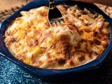 Oven pasta with bechamel and minced meat