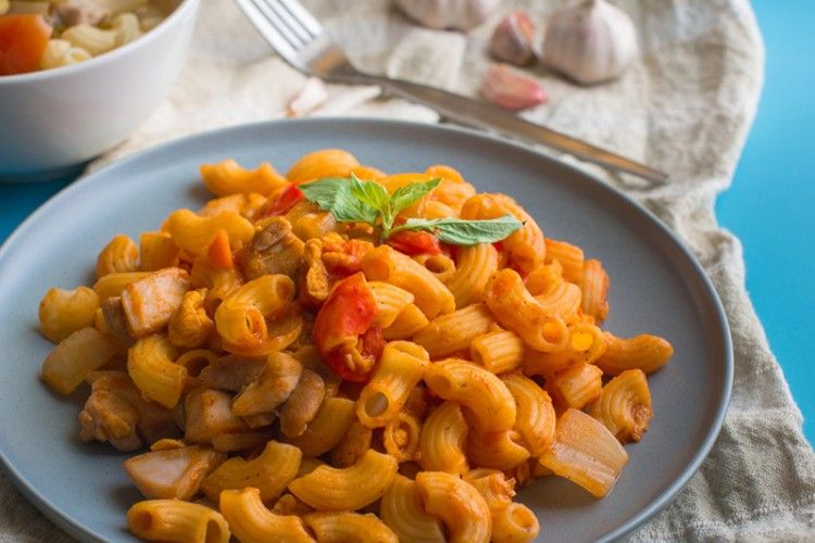 Pasta With Chicken Strips