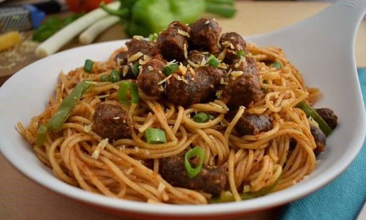 Pasta With Oriental Sausage