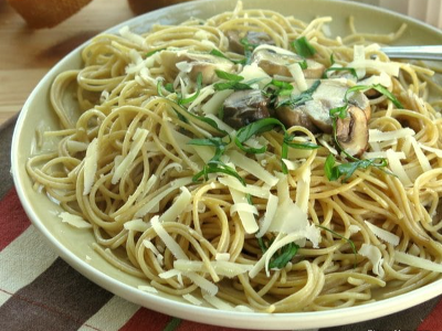 Spaghetti With Oriental Sausage