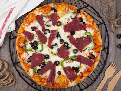 Pastrami Oriental Pizza