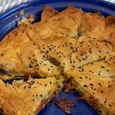 Oriental Pastrami Kiri Sausage Pizza