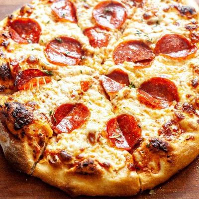 Italian Pepperoni Pizza