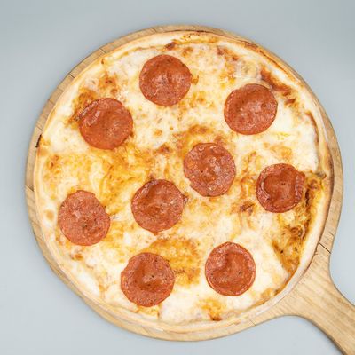 Salami Oriental Pizza