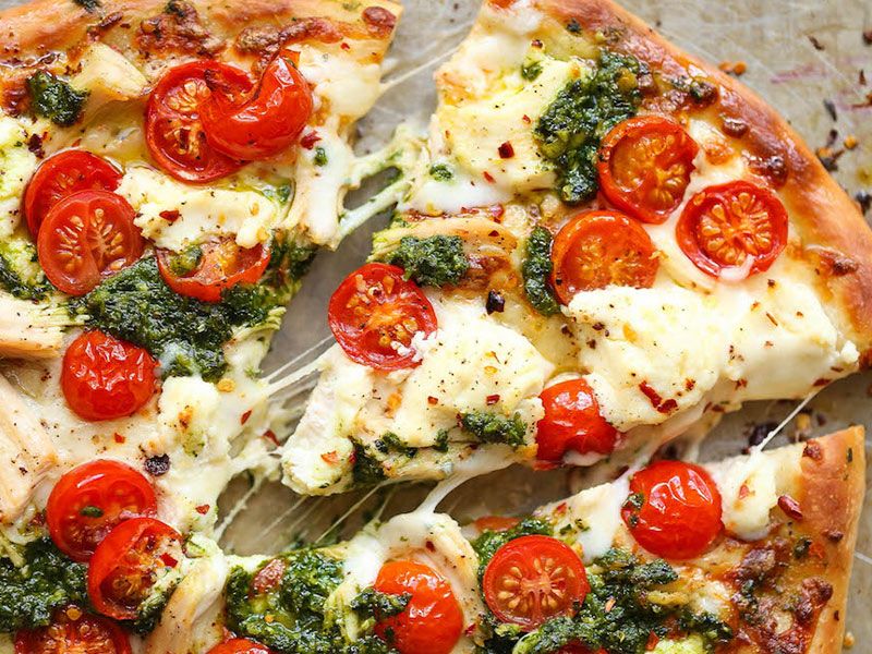 Pesto Mozza Pizza