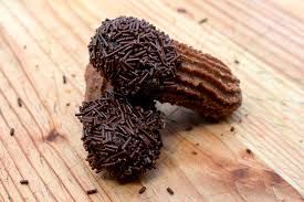 Plain Petit Four Small Box