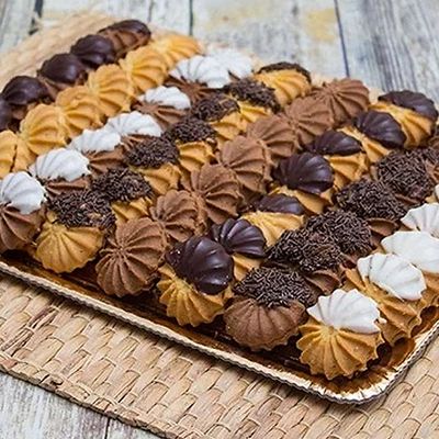 Petit Four