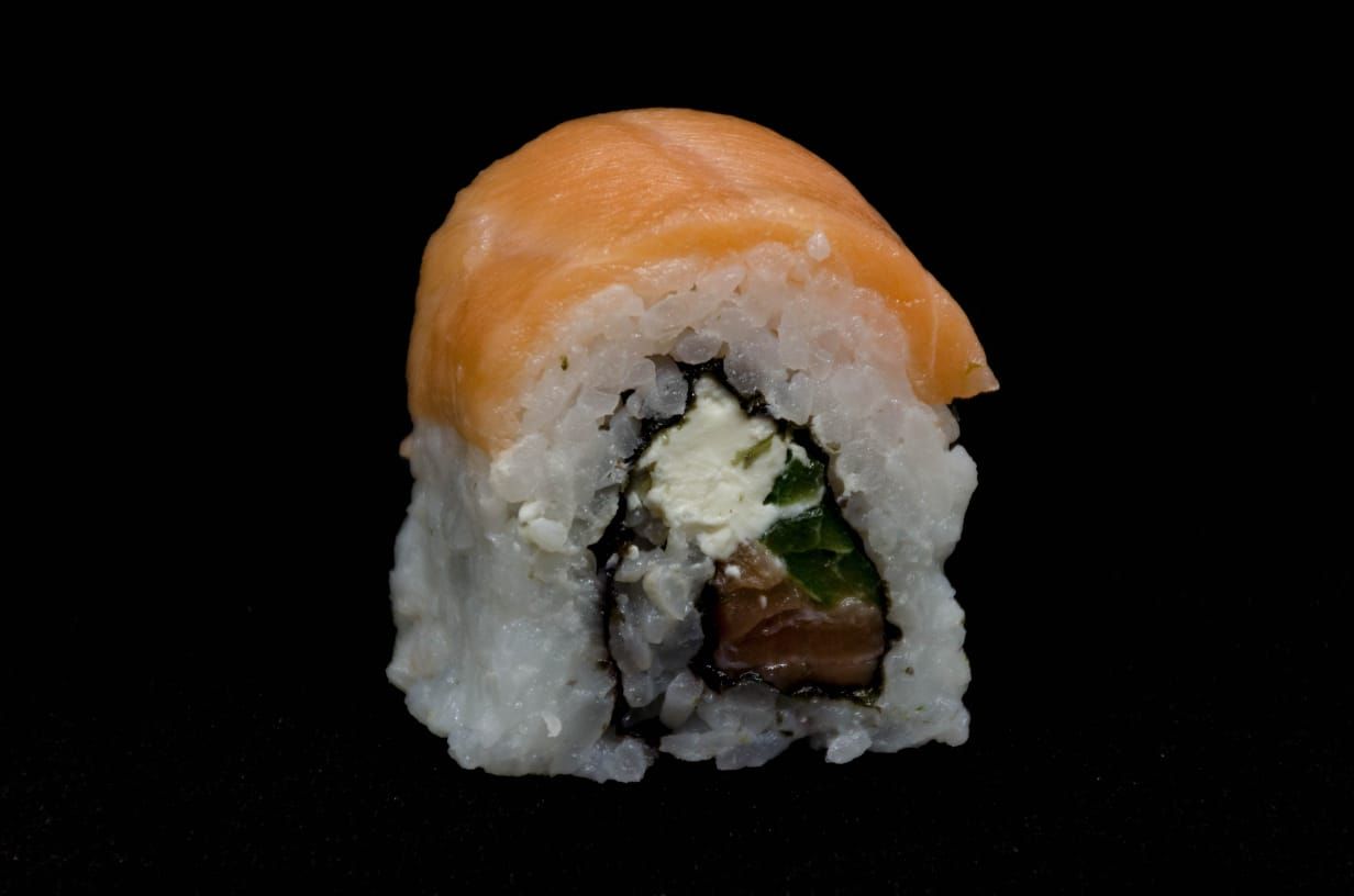 Philadelphia Roll - 4 Pieces