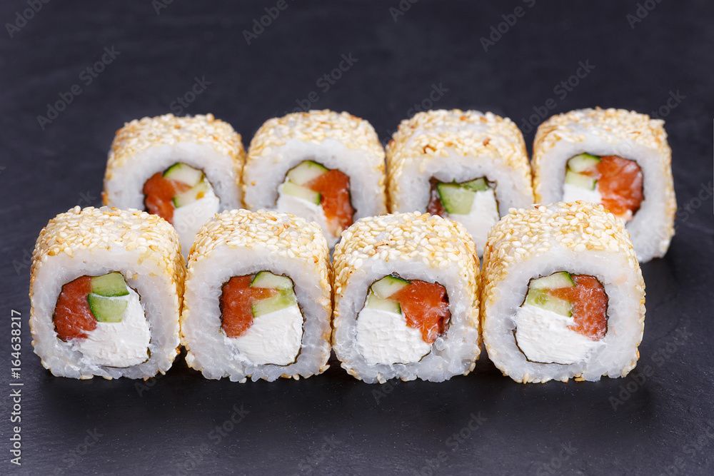 Philadelphia Roll Ura Maki