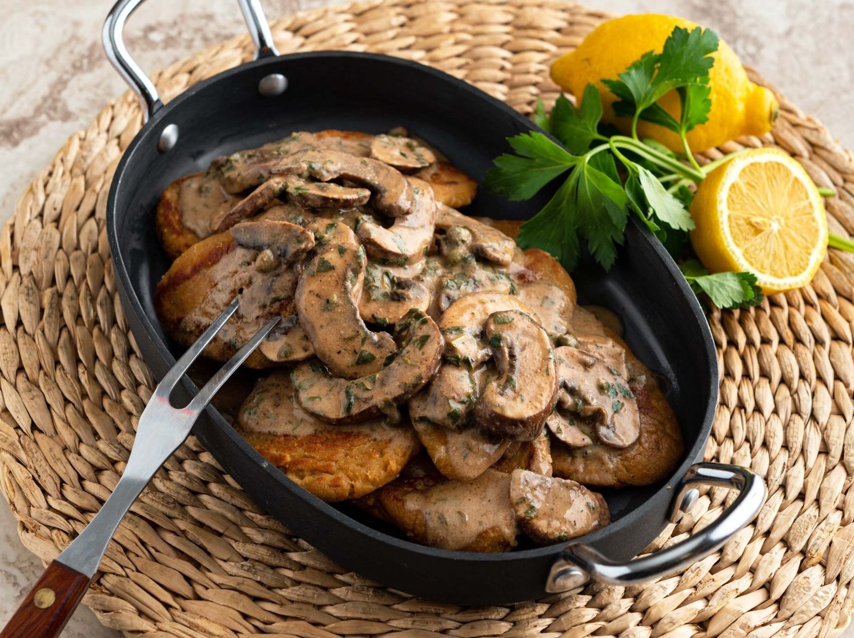 Piccata With Mushroom Sauce Platter