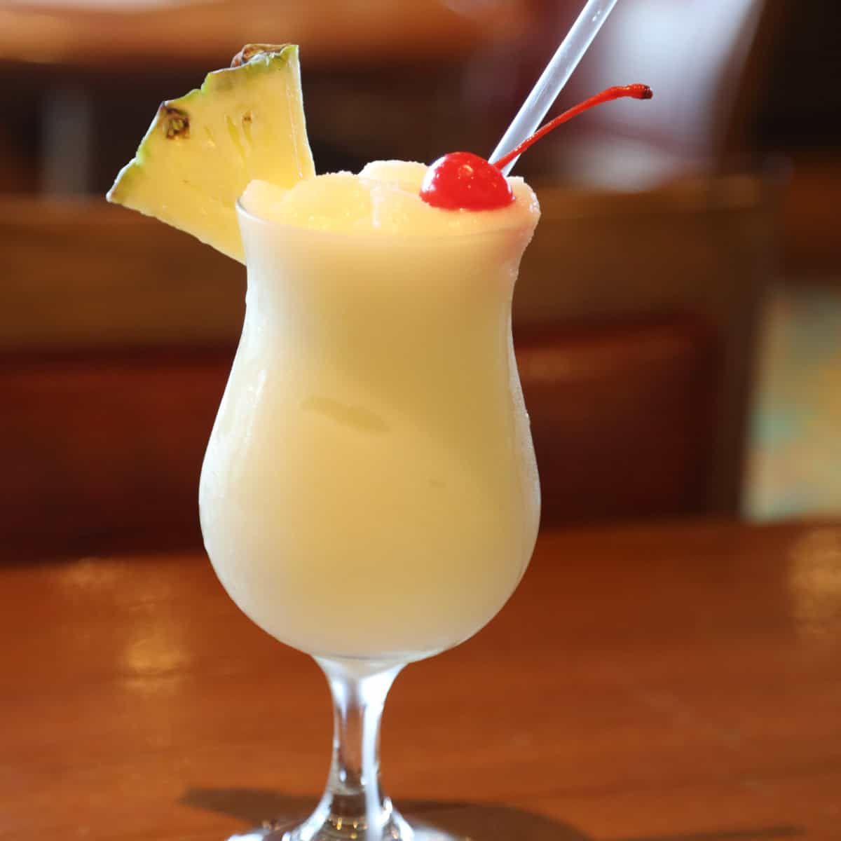 pinna colada COCKTAIL