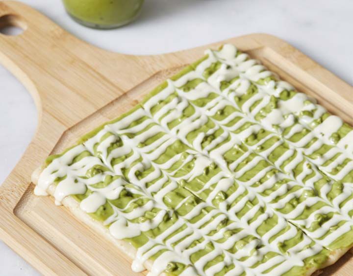 White Chocolate With Pistachio Crepe