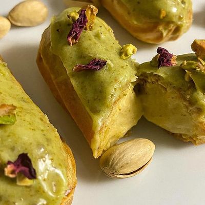 Eclair Pistachio