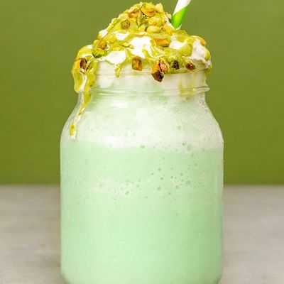Pistachio milkshake
