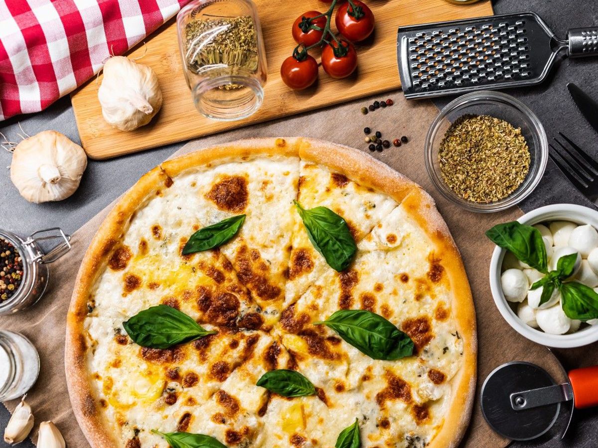 Mix Cheese Pizza