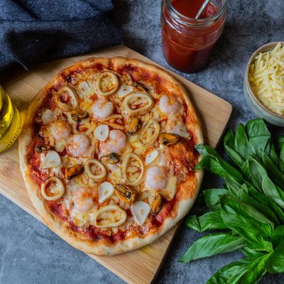 Seafood Pizza