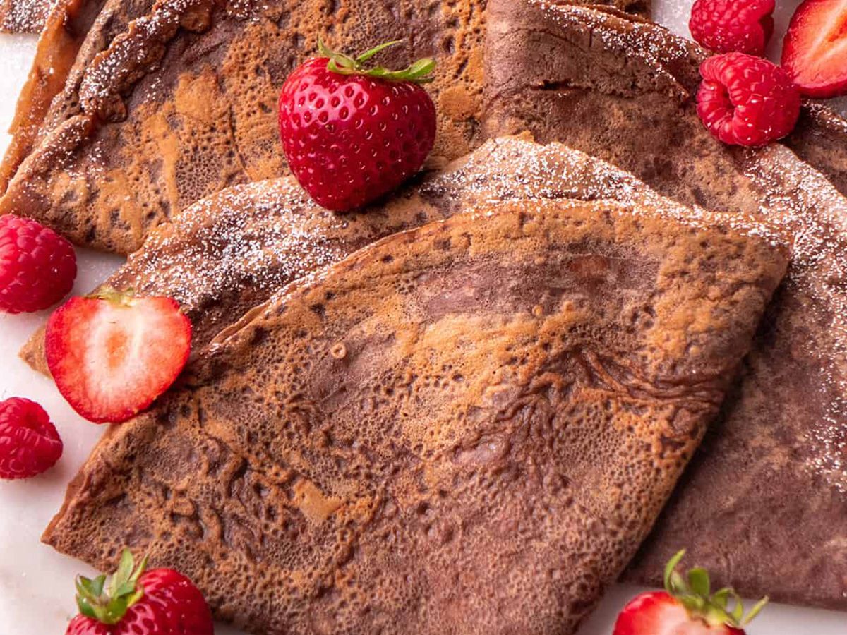 Plain chocolate crepe