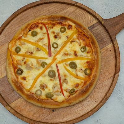 Pollo Funghi Pizza