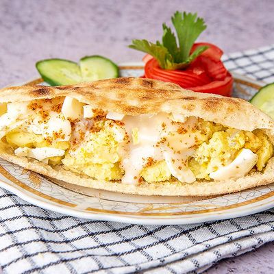 Potatoes with Roumi Cheese