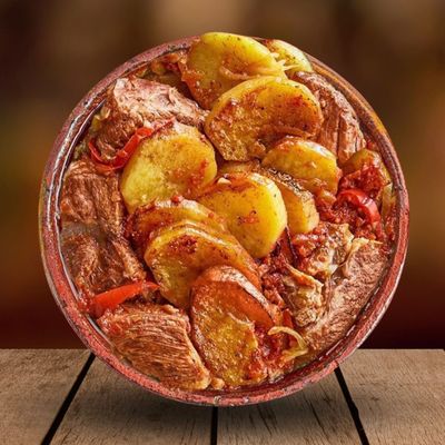Potato and meat casserole