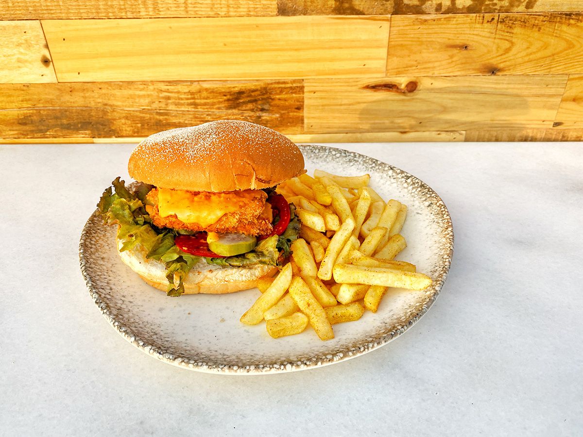 Crispy Fried Chicken Bun